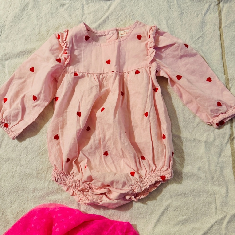 Cat &jack heart outfit pink/red